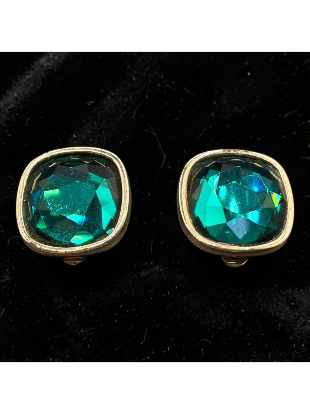 Vintage SAL Swarovski Green Crystal Gold-Tone Clip-On Earrings 0.75"x0.75"
